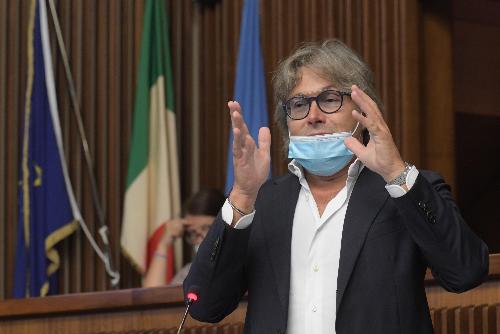 L'assessore Sergio Emidio Bini oggi in Consiglio regionale